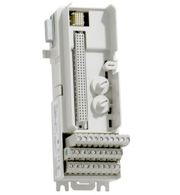 ABB TU810V1 3BSE013230R1 Kompaktowy moduł końcowy napięcie 50V 16 kanałów