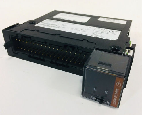 1756-IF16 ALLEN BRADLEY ControlLogix 16 Punkt A/I Moduł magazynowania Temperatura -40 °C-85 °C--