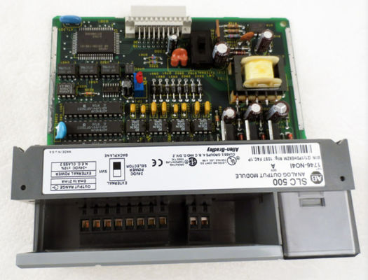 1746-NO4I Allen Bradley SLC 4-punktowy moduł wyjścia analogowego Rozdzielczość 14 bitów