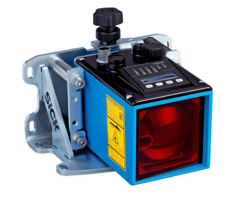 SICK Laserowy czujnik odległości Dx100 DL100-21AA2101 6 cyfr 5 x 7 kropek wyświetlacz macierzysty, diody LED