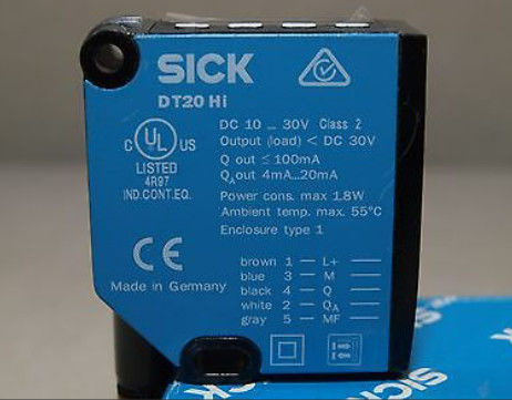 SICK Laserowe czujniki odległości DT20 Hi DT20-P244B 24,3 mm x 72,4 mm x 54,1 mm