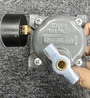 Oryginalny Fisher 67c Regulator obniżający ciśnienie Emerson 67CFR-224 Regulator filtrów 67D 67dr 67df 67dfr