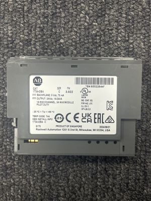 Oryginalny Allen Bradley CAT 1734-OB4 Point Output Module z 512 MB RAM