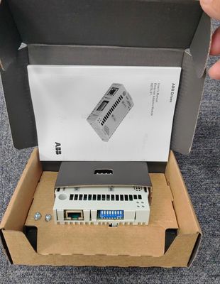 ABB RETA-01RETA-01 z serii R to jednoportny moduł adaptera Ethernet obsługujący dwa protokoły komunikacji