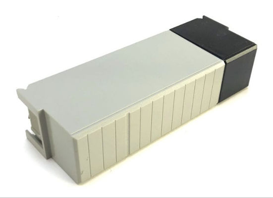ALLEN BRADLEY 1756-N2 2-częściowy moduł wypełniacza otworów z kodem napięcia wejściowego 768-32V i zakresem częstotliwości wejścia 47-63 Hz