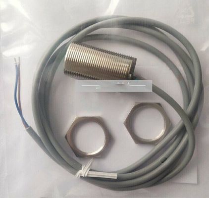 Siemens 3RG4014-0CD00 Przełącznik indukcyjny z IP66/67 ochroną przed przenikaniem i maksymalnym zakresem pomiaru 1300 mbar 522 inH2O