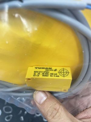 Turck BI5U-Q12-AP6X2 Indukcyjny czujnik Intel Atom E3827 Typ procesora i ograniczenie momentu obrotowego Ustawione przez parametry