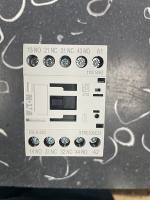 Eaton XTRE10BC22 IEC Control Relay 2,5 m Długość kabla 4 x 0,17 mm2 Projekt kabla do precyzyjnej kontroli