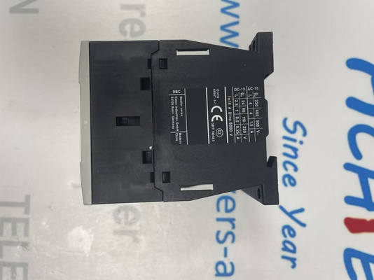 Eaton XTRE10BC22 IEC Control Relay 2,5 m Długość kabla 4 x 0,17 mm2 Projekt kabla do precyzyjnej kontroli
