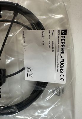 Kabel interfejsowy  UC-30GM-R2 do czujników ultradźwiękowych