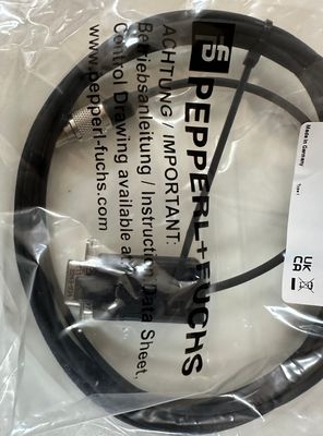 Kabel interfejsowy  UC-30GM-R2 do czujników ultradźwiękowych