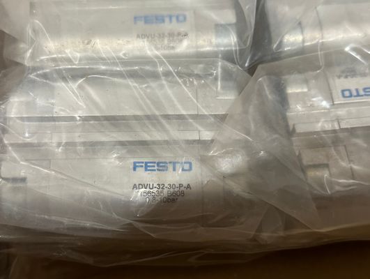 Kompaktowy siłownik Festo ADVU-32-30-P-A