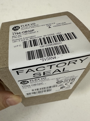 Moduł wyjściowy Allen-Bradley 1794-OB32P