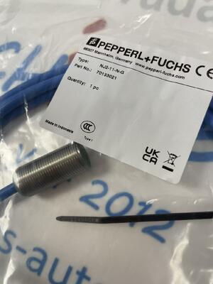 Pepperl Fuchs NJ2-11-NG Precyzyjny indukcyjny czujnik zbliżeniowy