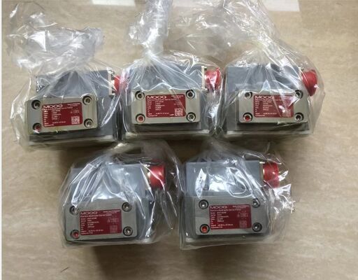 Zawór serwohydrauliczny MOOG G761-3033B