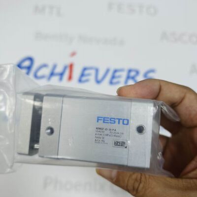 Cylinder kompaktowy Festo ADNGF-25-25-PA z prowadzeniem