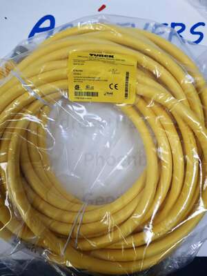 Turck RKM56‑15M Actuator and Sensor Cordset
