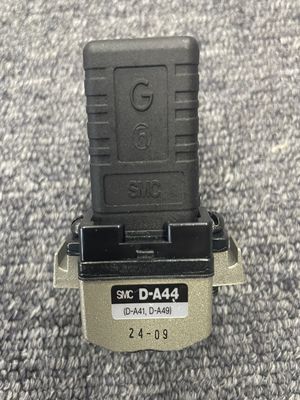 SMC D-A44 A44 STRONOWE ZMIANKOWANIE GÓRNIKOWE MOUNTING DIN TERMINAL ABS/PC Materiał obudowy LED Elementy wyświetlacze