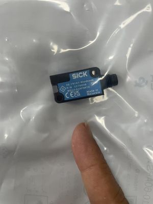 SICK MQ10-60APSKTO Czujniki magnetyczne NPN Przekładające wyjście i klasa ochrony III dla zastosowań