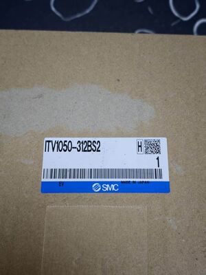 SMC ITV1050-312BS2 Elektropneumatyczny regulator, seria ITV